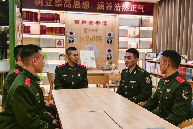 新苗破土，向陽生長，武警新兵“第二適應期”裡快速轉型