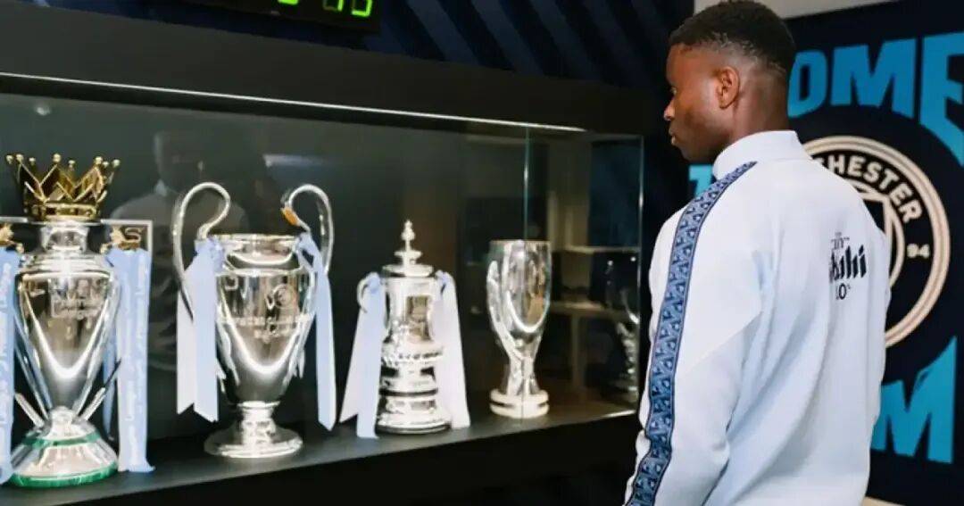 原創水晶宮超市開張！隊長格伊加盟曼城 兩大核心也被擺上貨架