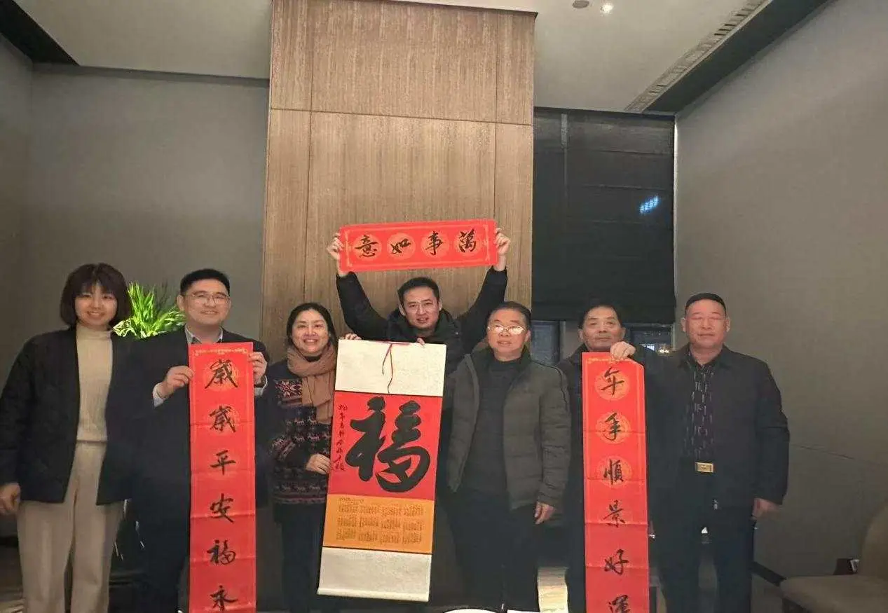 紮根人民 書法“五進”——曾昭才先生的藝術堅守與人民情懷