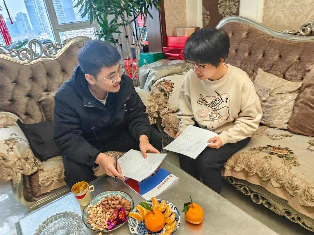 以溫情守護成長，石家莊精英中學開展家訪活動