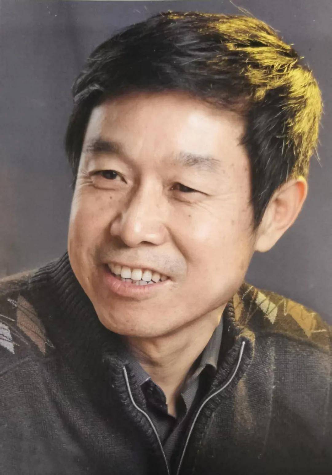 根植傳統 自成一格——李明書法欣賞