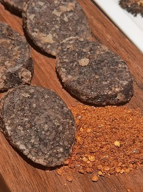 原創麗江當地必吃的7家寶藏小吃店，不可錯過的地道美食推薦！
