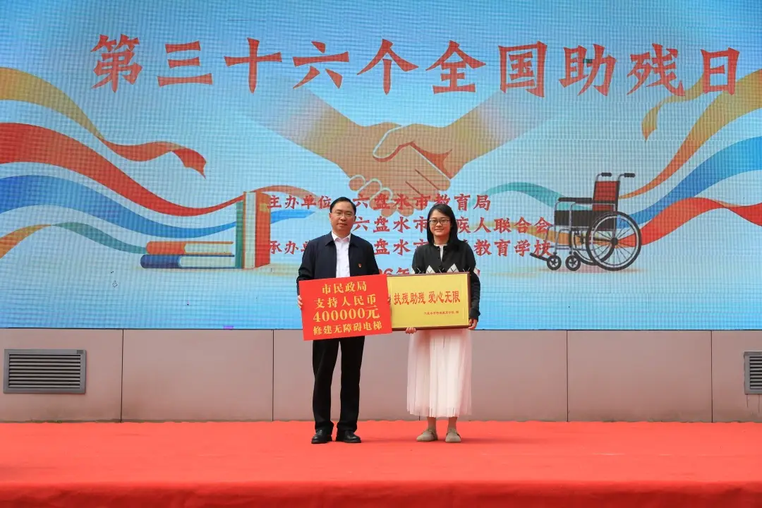 從無聲舞蹈，到煙火氣滿滿的美食街