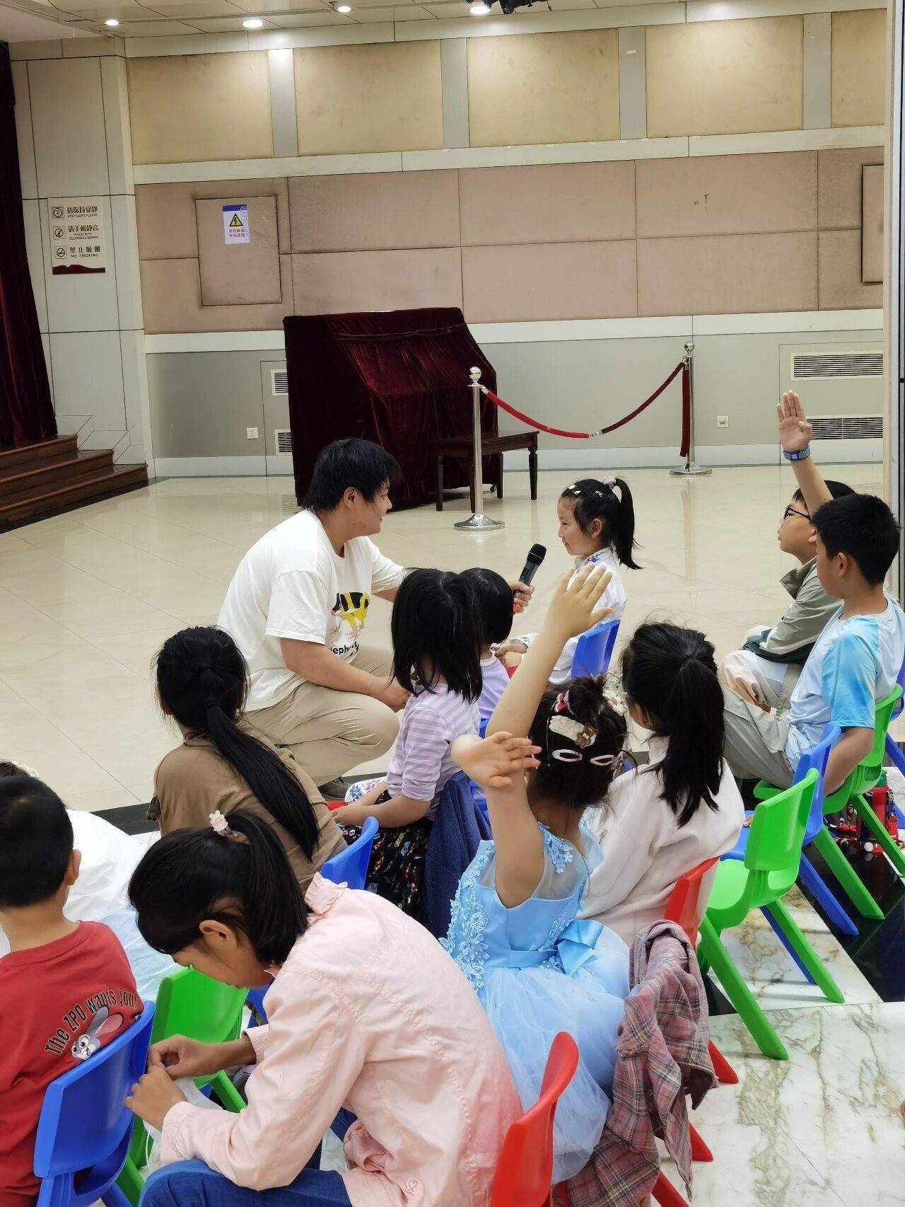 把自然搬進圖書館！當一回“自然小偵探”