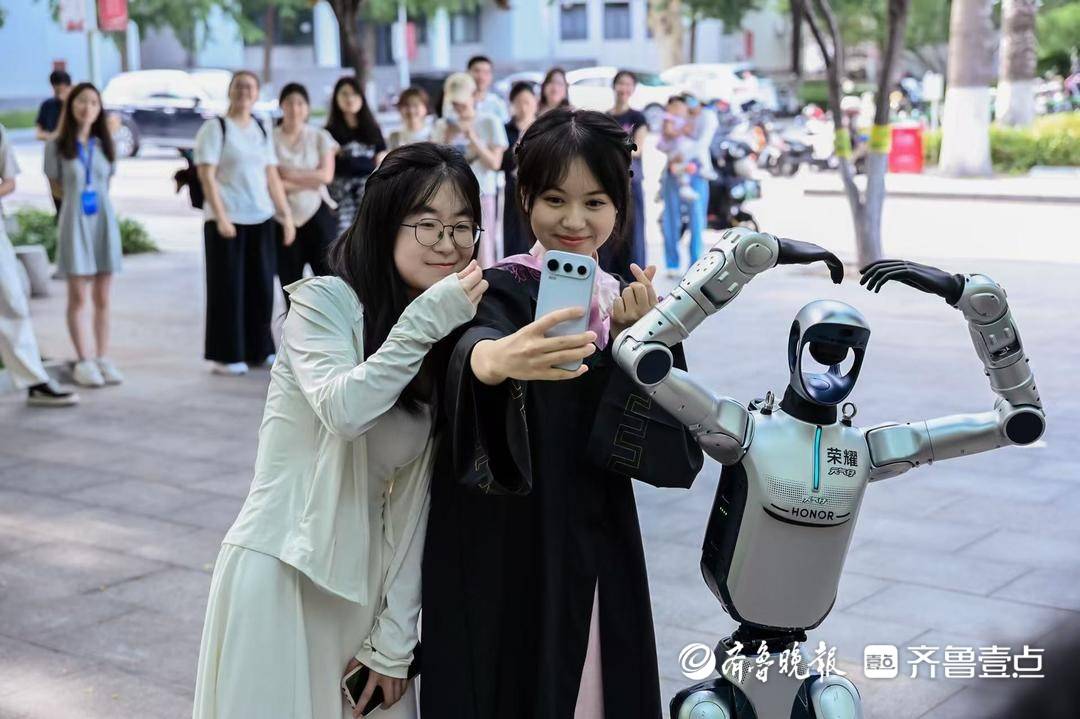 榮耀走進山東大學 前沿AI技術賦能青年科創