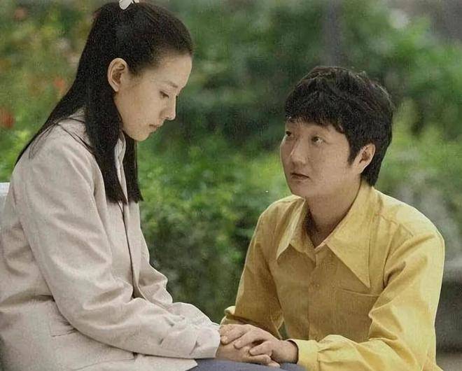 原創周也沒拉窗簾全被拍！不拉窗簾戀情曝光藝人合集！