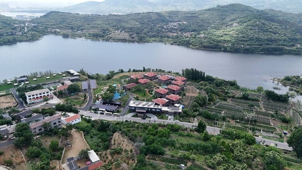 泰山腳下，一條旅遊公路見證著從“愁”到“富”