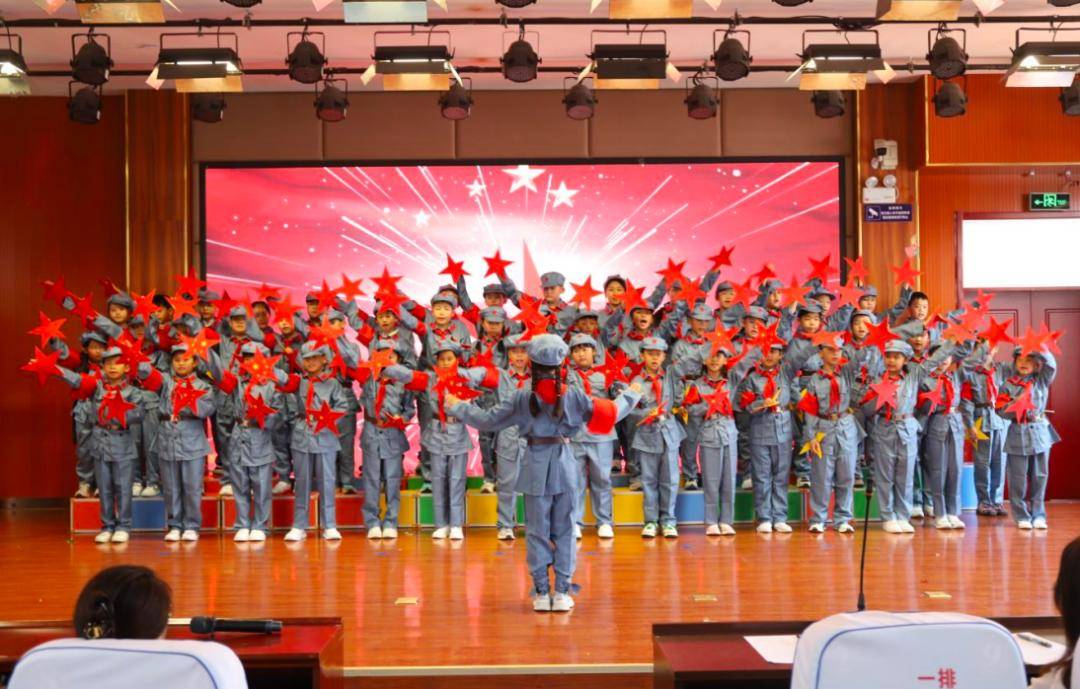 原創臨沂三河口小學開展主旋律歌曲合唱展演活動