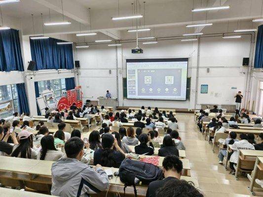原創益海嘉裡青煙分公司赴山東商務職業學院開展訂單座談暨招聘宣講活動