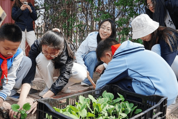 這群北京大學生站上講臺，“圈粉”無數