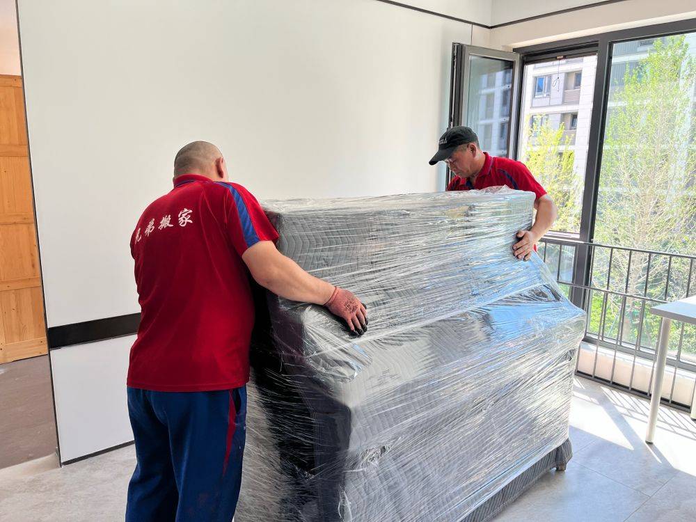 貴陽白雲區長途搬家團隊推薦：好兄弟搬家等推薦品牌哪家好