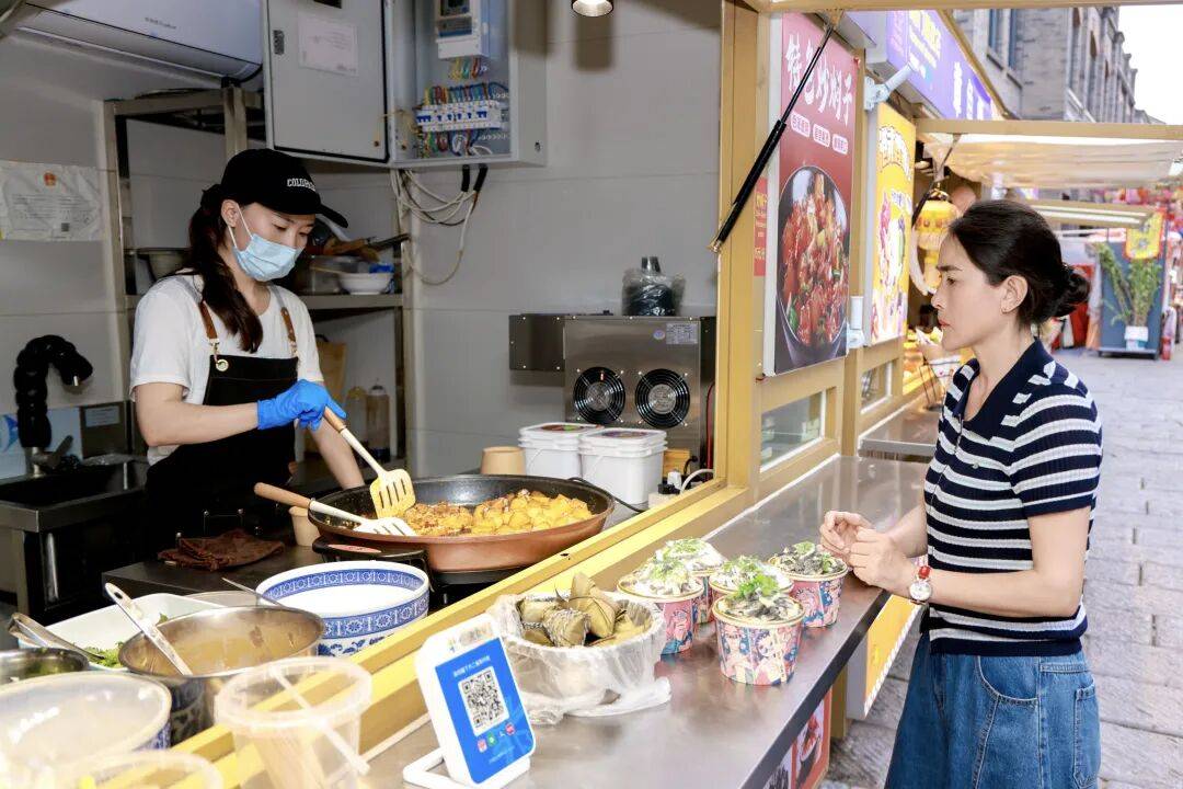 漫遊東城｜國潮場景+美食市集！“前門國風節”太好逛啦→