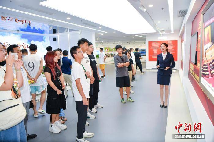 海南向港澳大學生徵集“逐浪之歌”