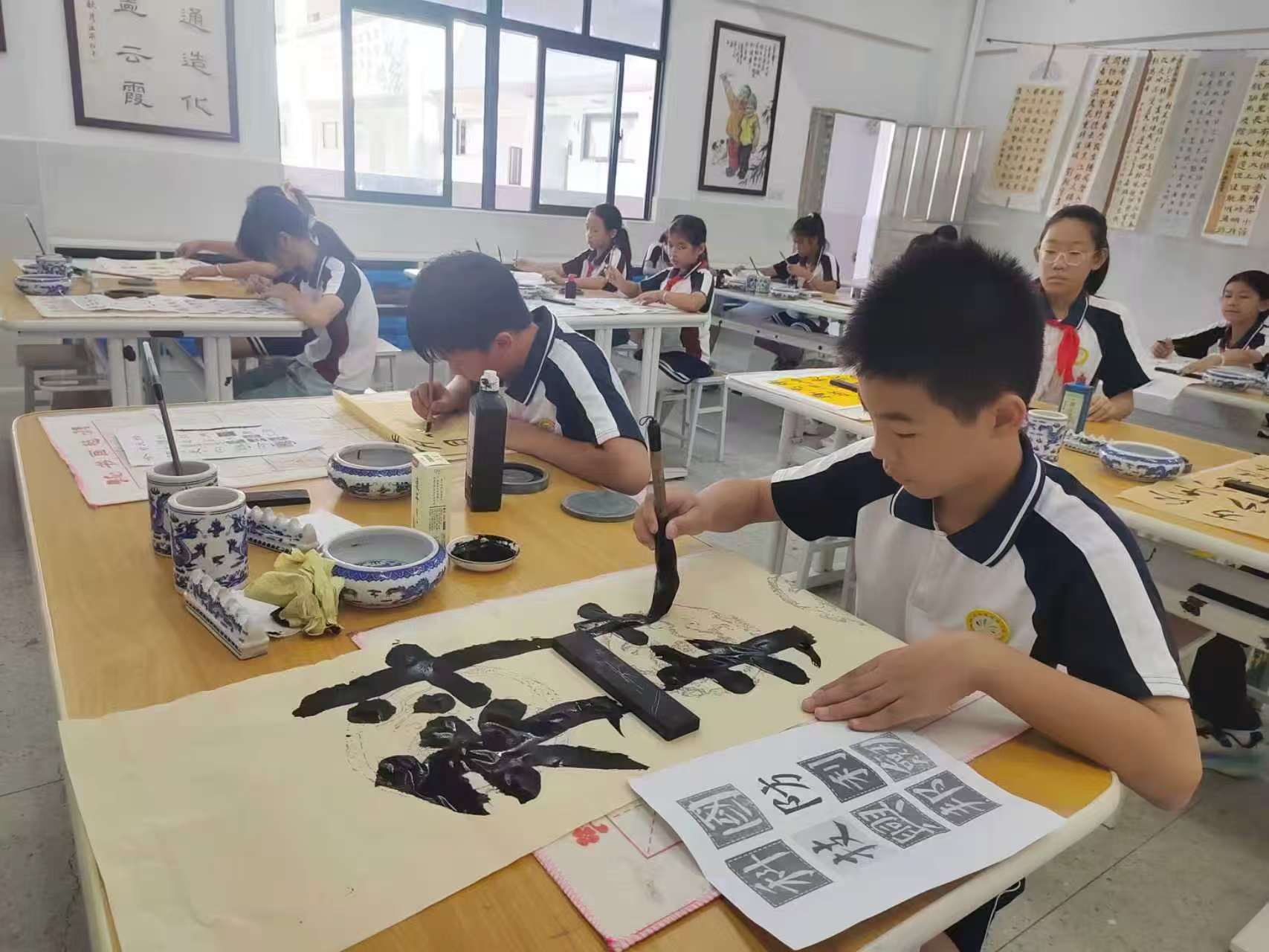 筆墨繪童趣 巧藝綻芳華——尋烏縣實驗小學2026年春季學期美術成果風采展