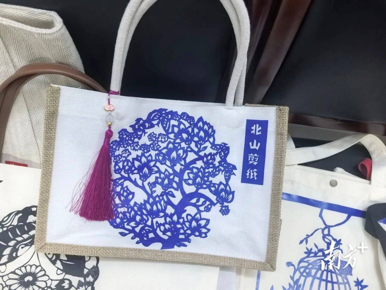 驚豔！北山中學剪紙作品亮相連州文化館