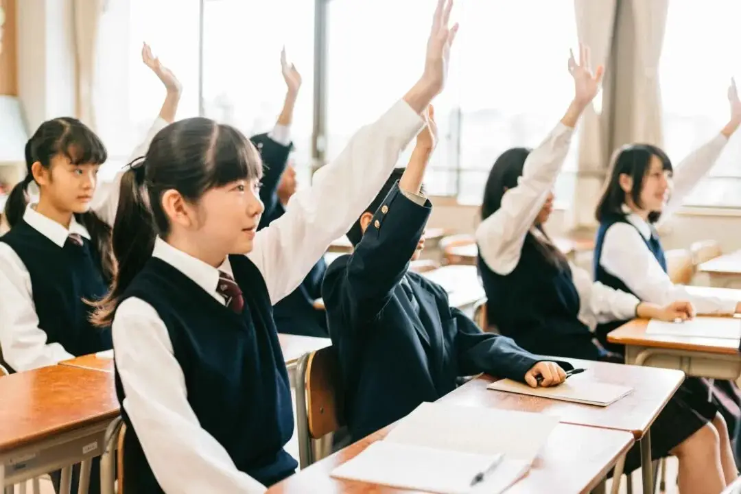 中學版6月假期規劃 | 穩住分水嶺，還是打好插班第一仗？