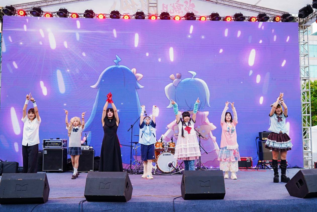 “乘東風·昆明遊戲動漫嘉年華”在東風廣場啟幕