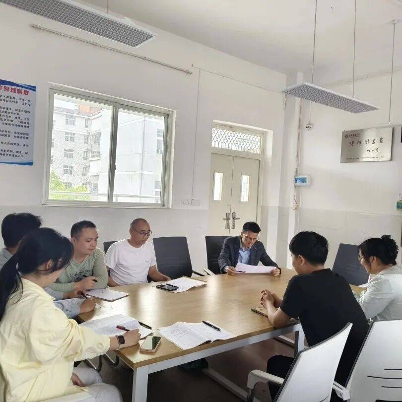送教交流促成長 校際攜手共提升——尋烏中學赴定南二中開展送教交流活動