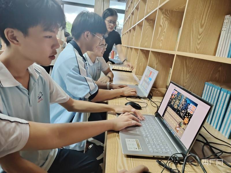 海口市海聯中學深耕素質教育 特色課程賦能學子成長
