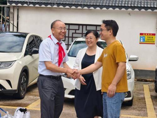 紅領巾同心築夢 常尋情牽手成長 ——常州市潘家小學師生到訪尋烏縣實驗小學校交流活動紀實