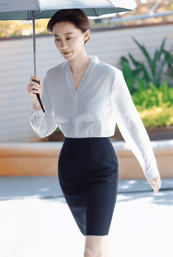 原創功夫女足熱映中，張小斐御姐氣場，高階、高智的女性美撲面而來