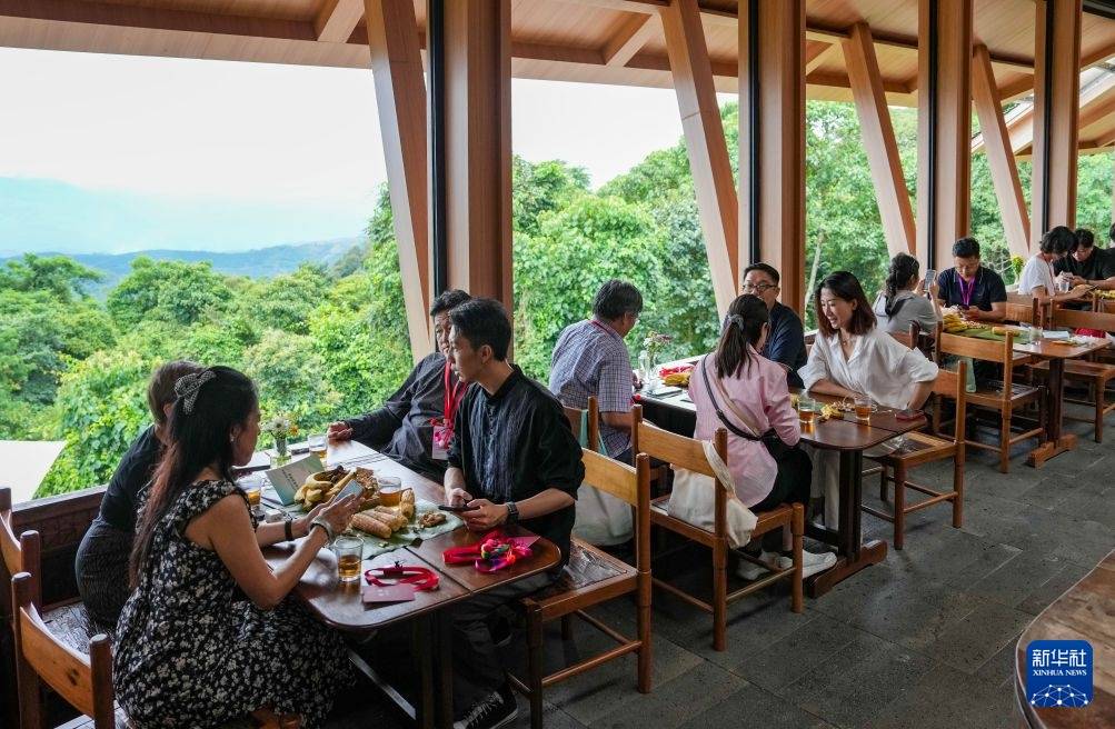 雲南西雙版納迎來暑期旅遊旺季