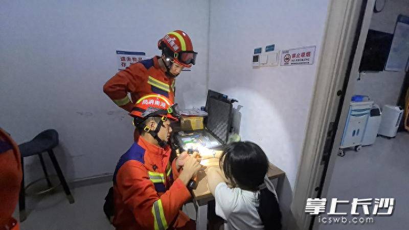 原創指環卡手，望城消防快速處置