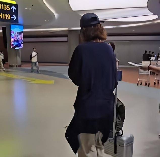 原創事出反常必有蹊蹺？金晨剛赴美留學，張藝興就緊跟其後，明星扎堆出走的真實原因藏不住了