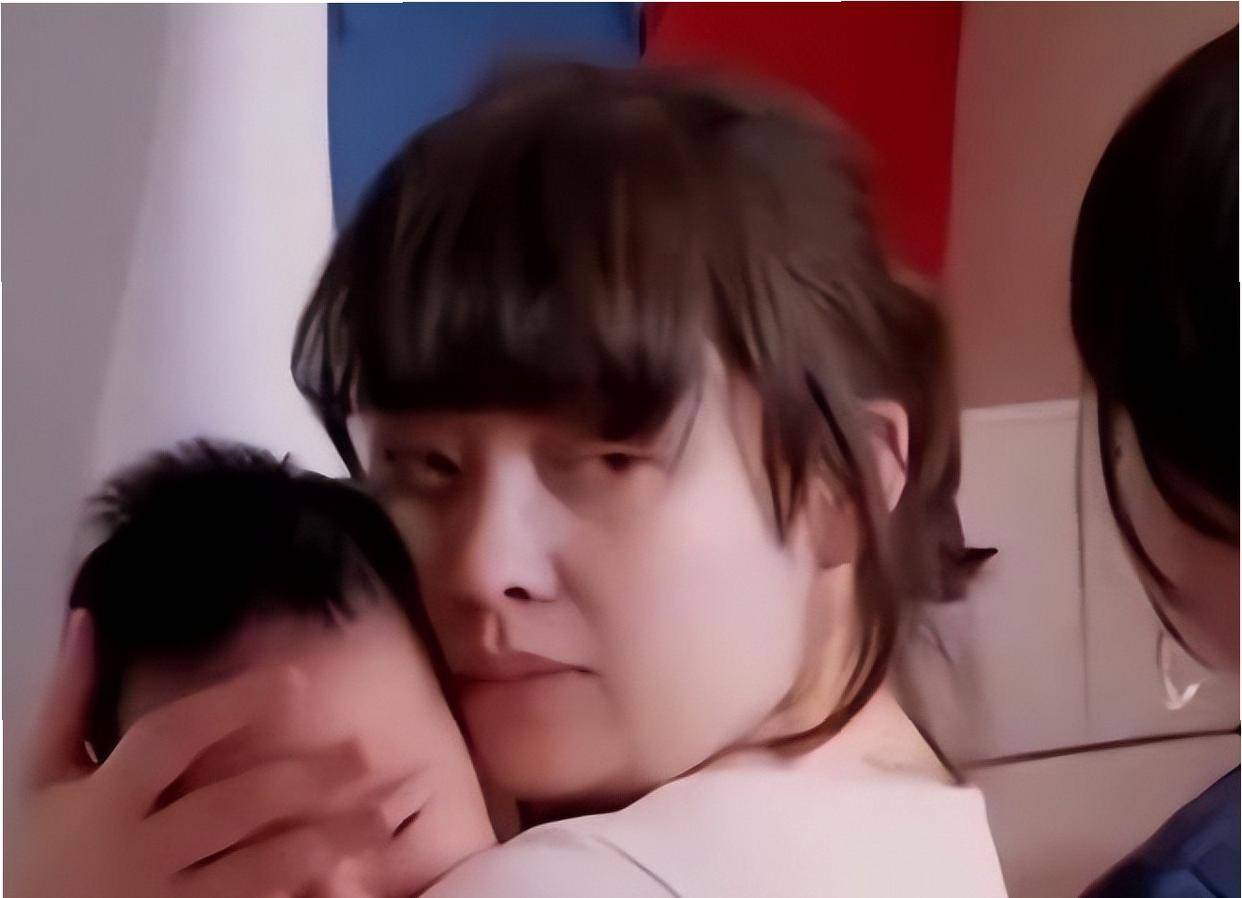 原創51歲梅婷現狀：帶兒子老公赴美旅遊，未見女兒，素顏晨跑無人識