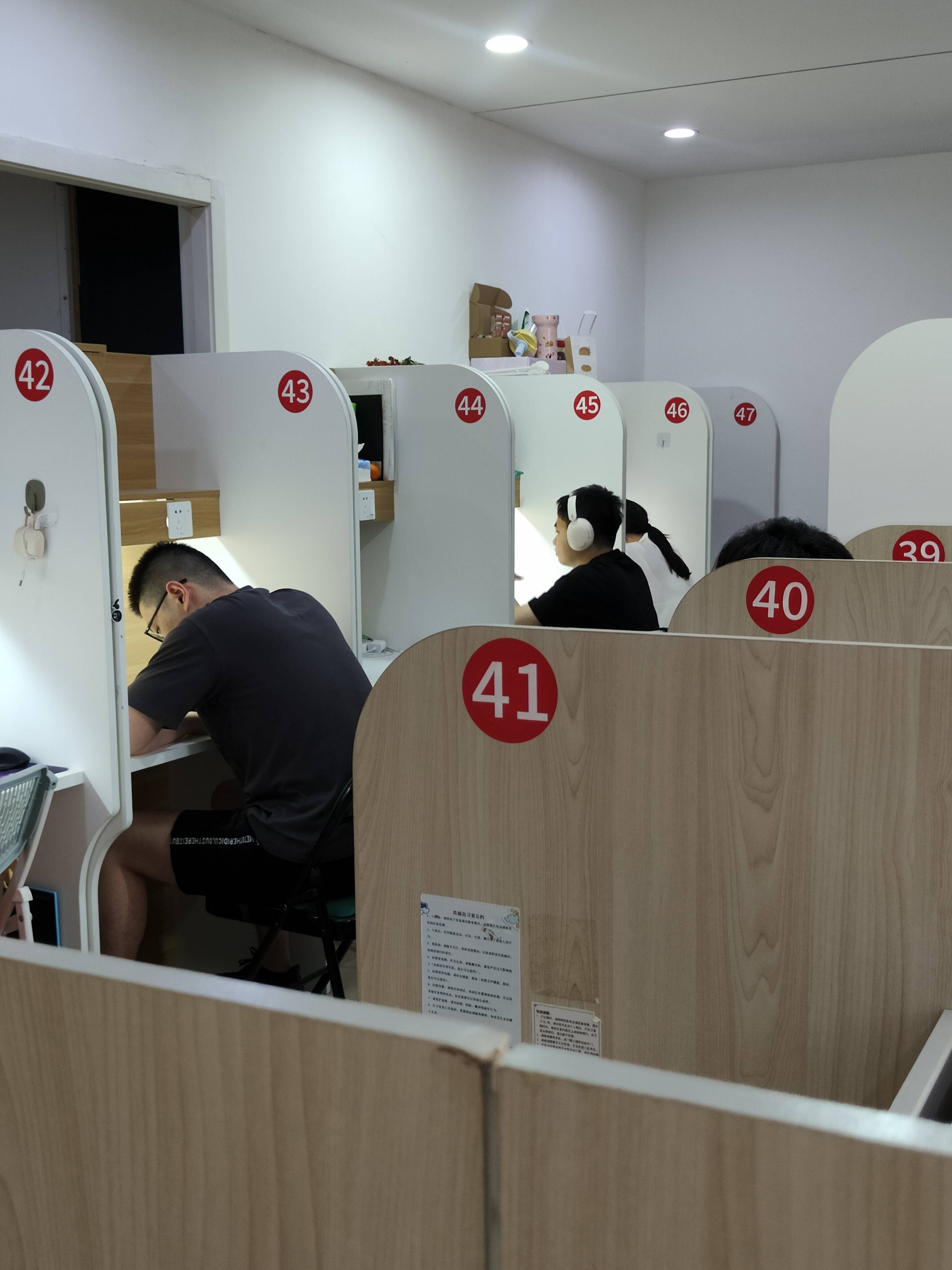 2026年正規的杭州能緩解考研焦慮的寄宿考研機構推薦選擇指南