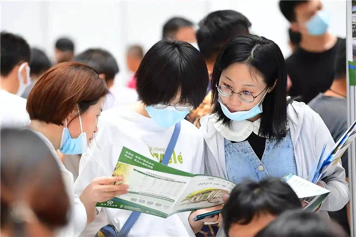 原創新學期開啟！大一新生快速適應大學生活幹貨指南請查收