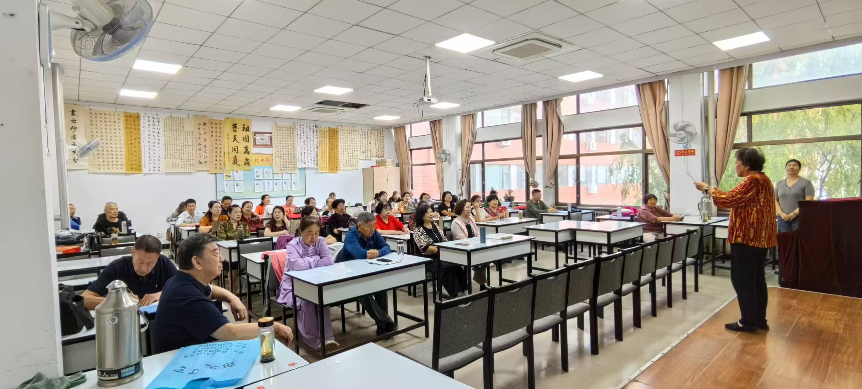 原創老年大學藝術團新學期開課