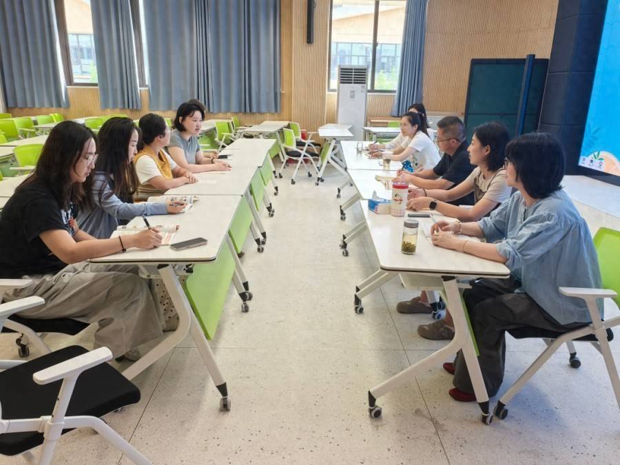 合肥市育新小學英語教研組開展新學期首次教研活動