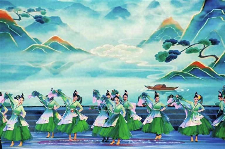 清徐縣青年舞蹈團舞出家鄉美