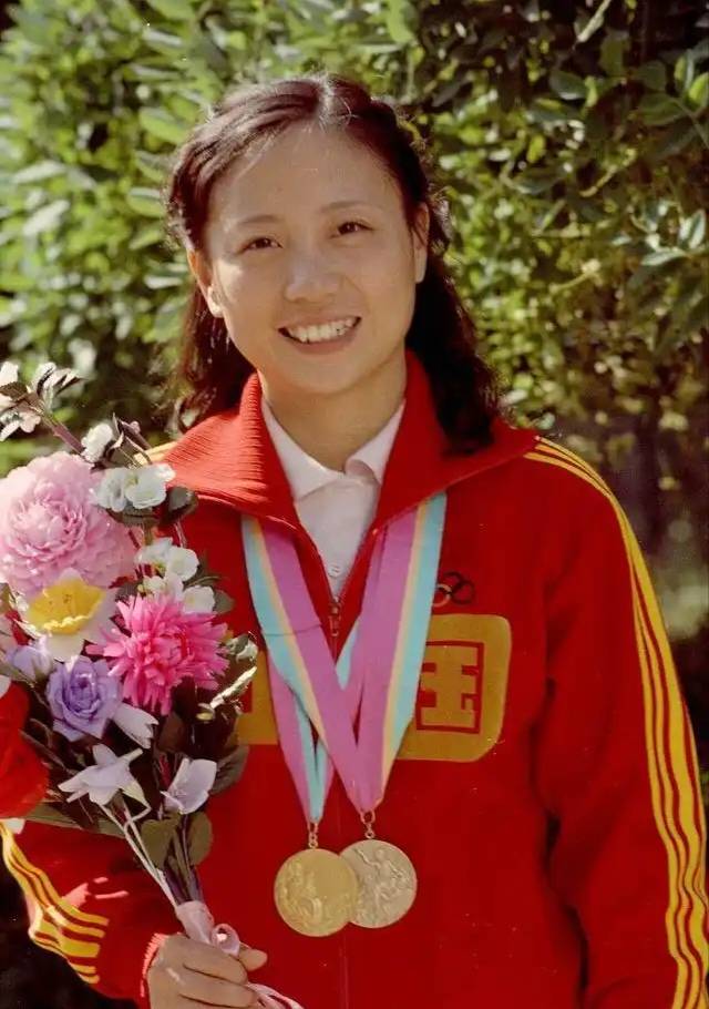 原創吳小旋：中國第一位女奧運冠軍，留學後離開祖國，舉家搬遷美國