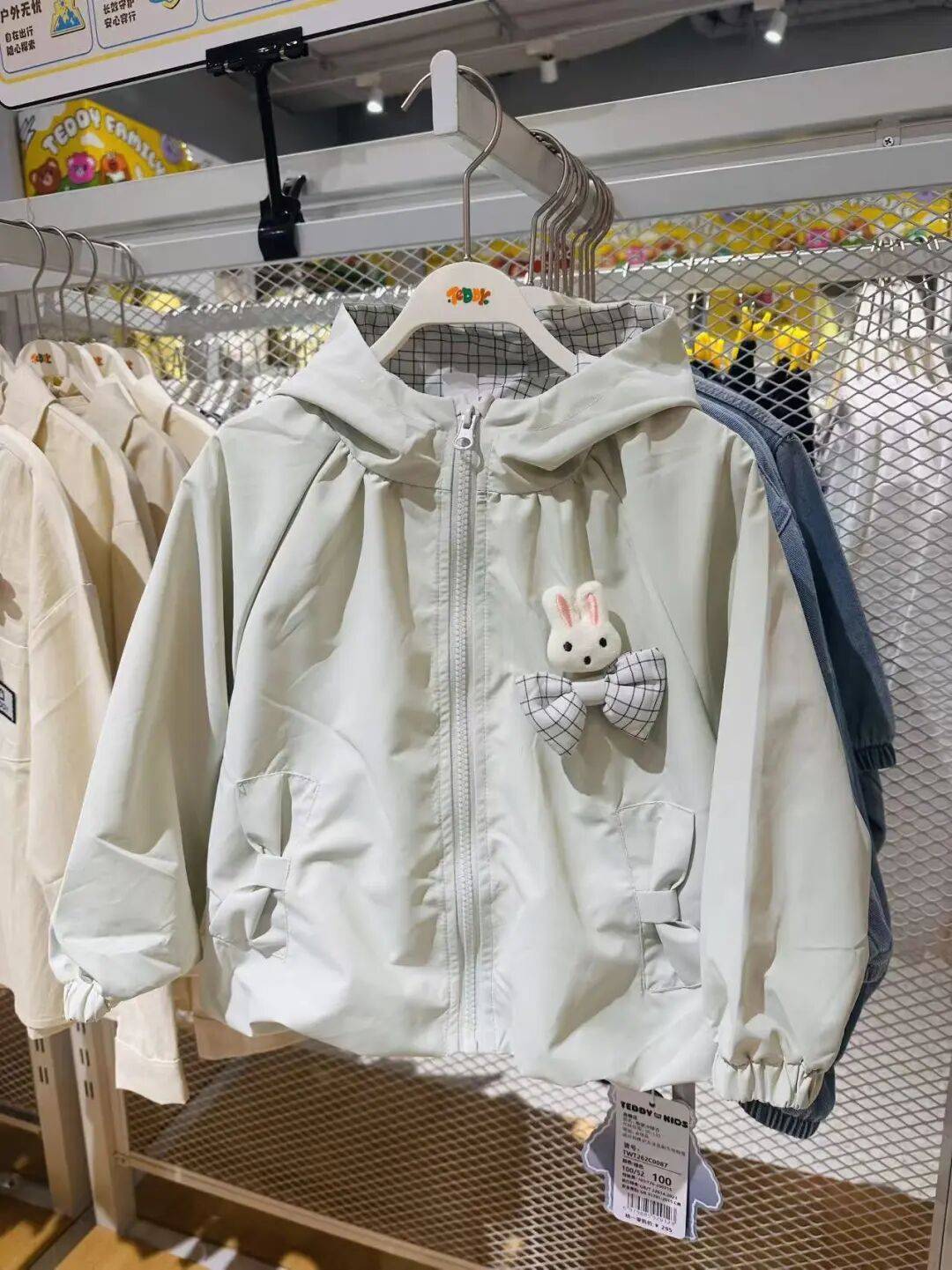 明天開業！200000件大牌服飾倉儲特賣，0.5折起！