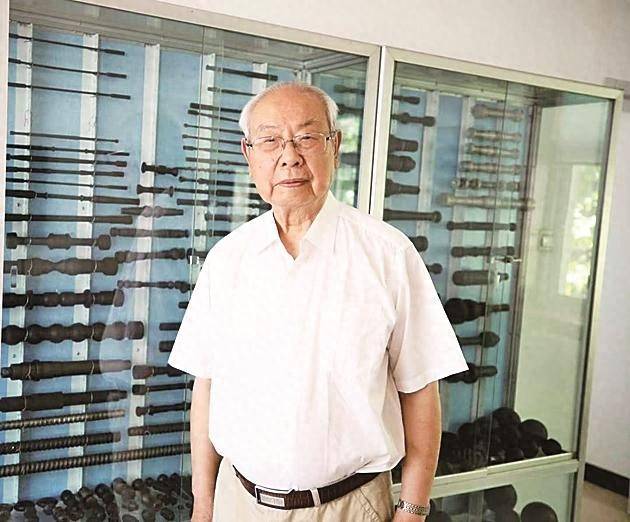 92歲院士胡正寰：把論文寫在車間，把技術轉化成生產力