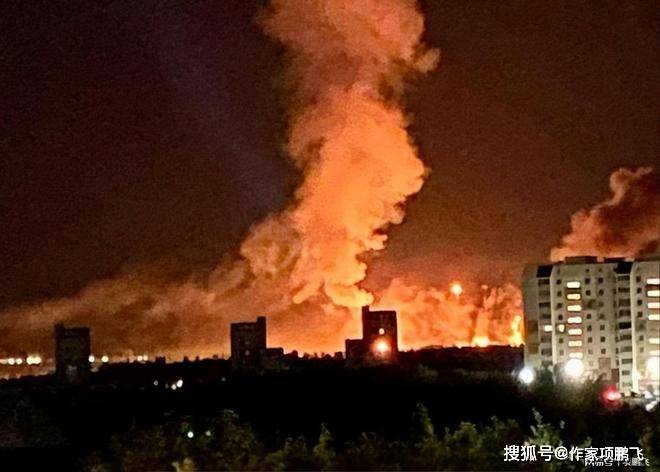 原創重磅：烏克蘭摧毀薩拉托夫10萬平米的俄軍物流基地！
