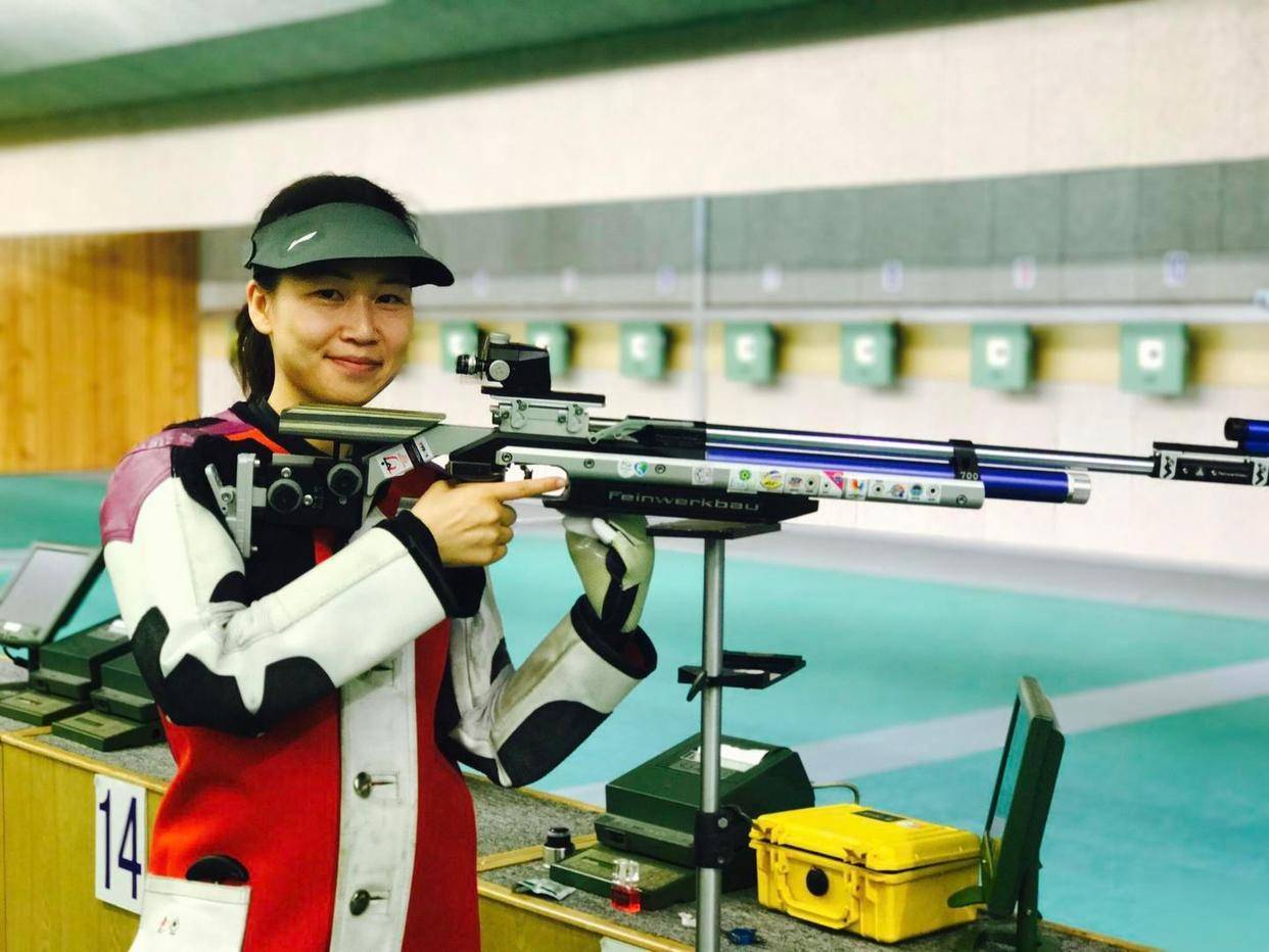 原創奧運冠軍易思玲：清華研究生畢業，老公是校友，兒子成雙人生圓滿