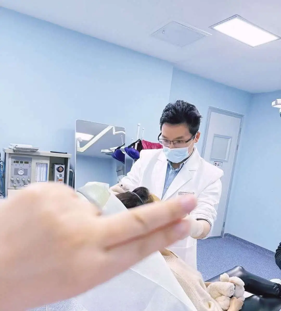 珠海醫美皮膚科要怎麼挑醫生？先分清生活美容和醫療美容再說